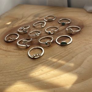 Silver pack of rings